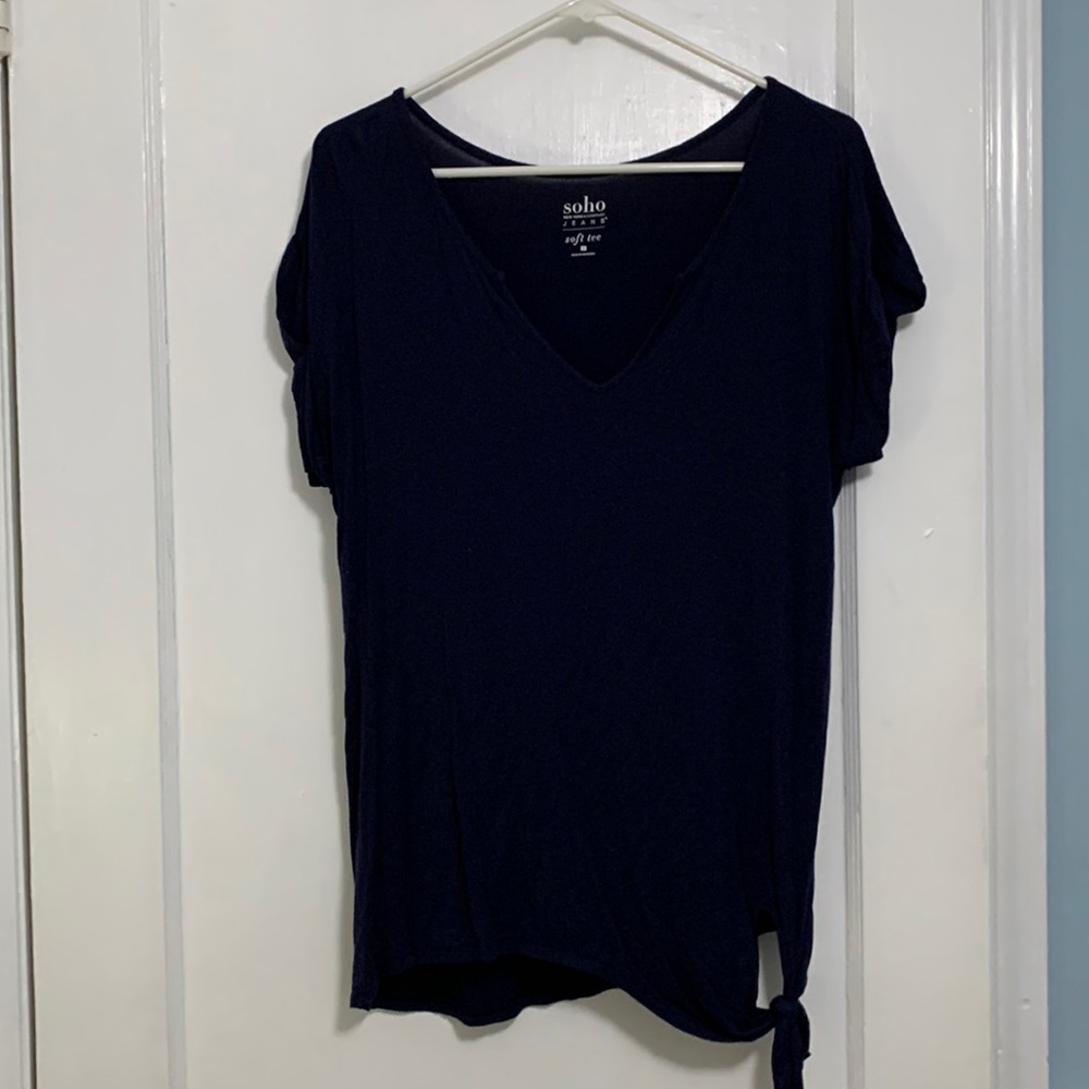 Navy blue shirt with knotted bottom